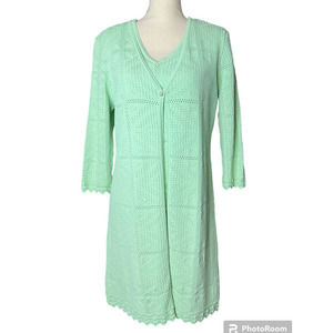 Yarns & Stitches Duster Sweater Set Size M in Green One Pearl Button Close